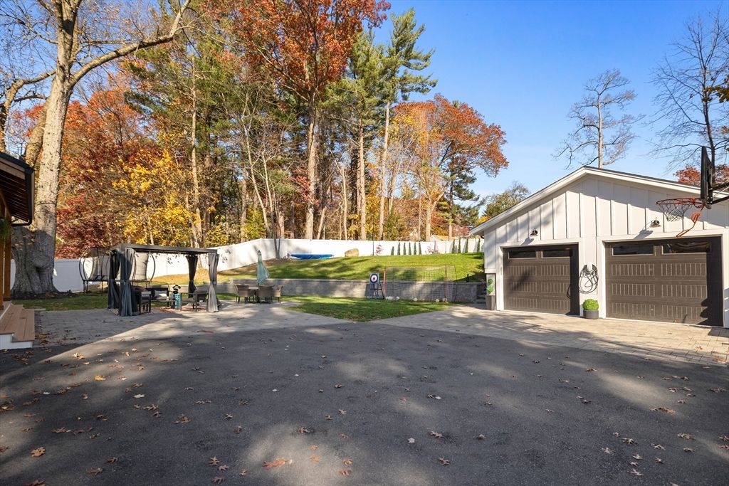 Backyard, Detached Garage, Exterior
