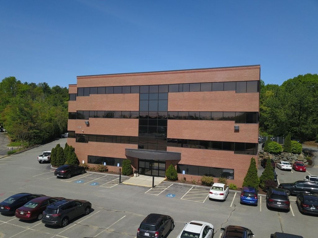 Exterior, Facade, Highrise