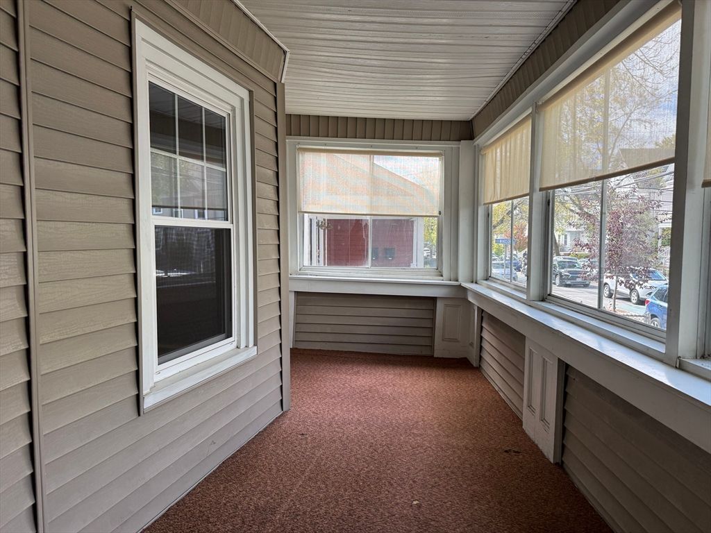 Empty room, Interior, Sun Room