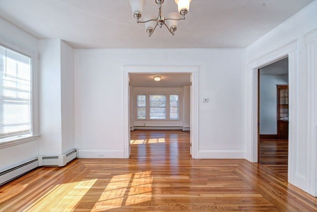 Chandelier, Empty room, Interior, Wood Texture Flooring