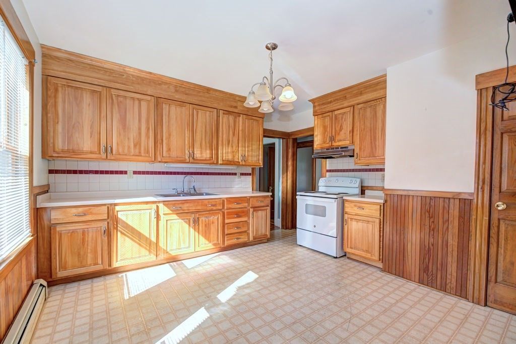 Chandelier, Interior, Kitchen, Washer