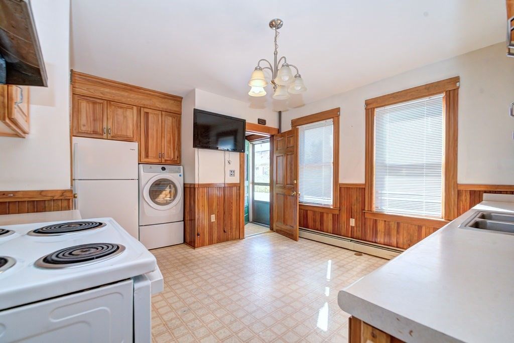 Chandelier, Interior, Kitchen, Washer
