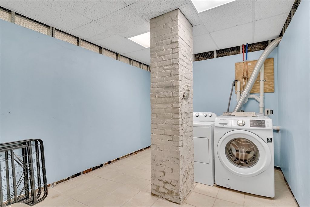 Interior, Washer
