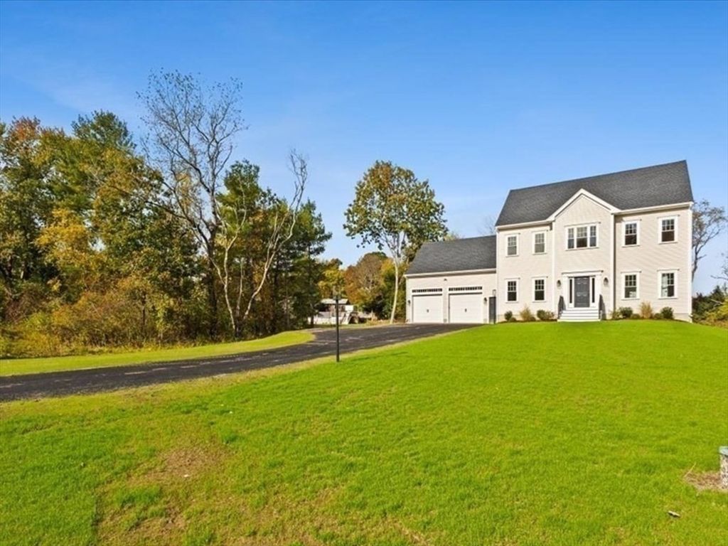 Attached, Backyard, Exterior, Facade, French Provincial