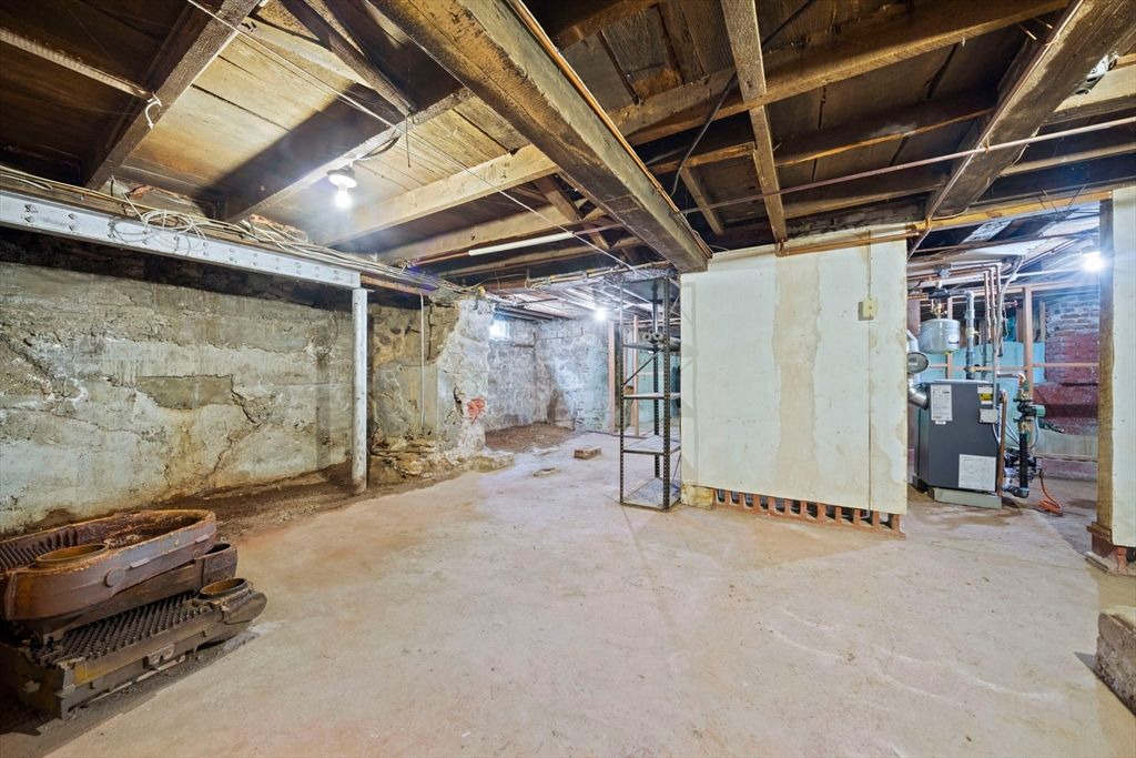 Interior, Wooden Beams