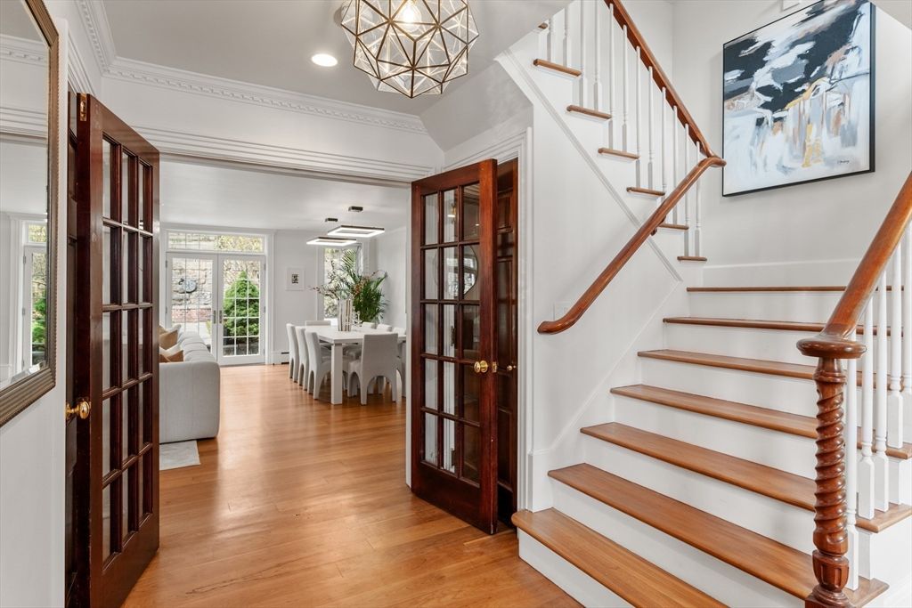 Chandelier, Dining room, Interior, Pendant Lights, Recessed Lighting, Wood Texture Flooring