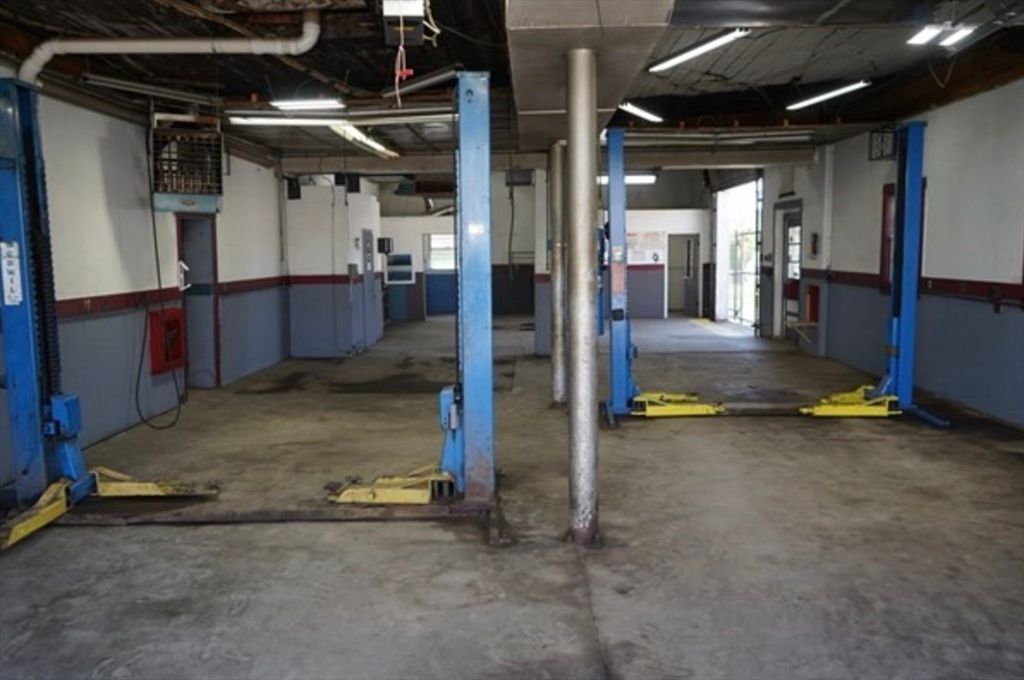 Fitness Equipment, Interior