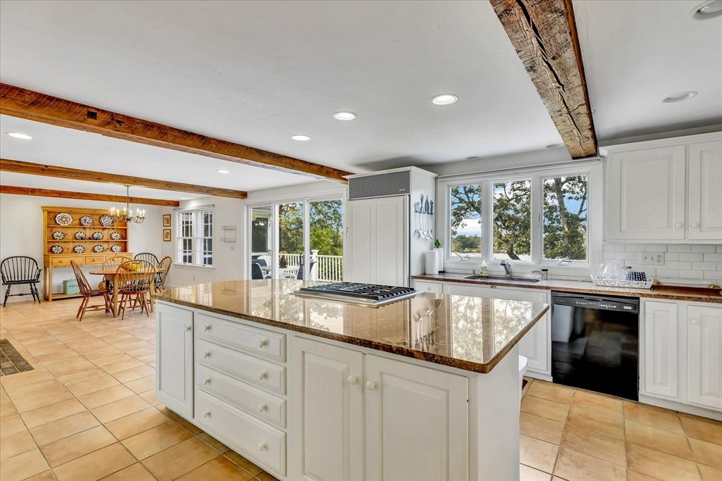 Dining room, Interior, Kitchen, Pendant Lights, Recessed Lighting, Wooden Beams