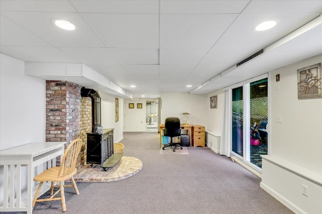 Home Office, Interior, Recessed Lighting, Stone Walls