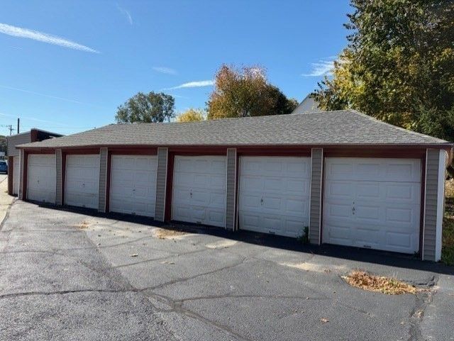 Detached Garage, Exterior