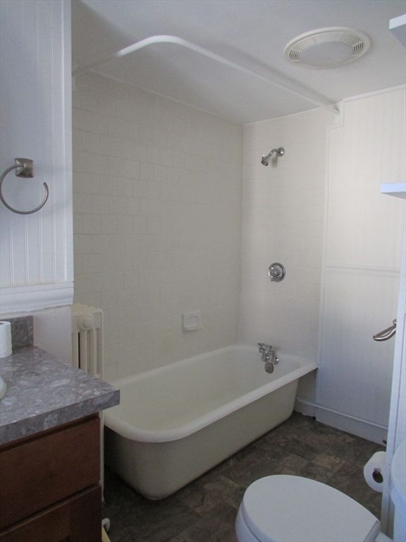 Bathroom, Free Standing Baths, Interior