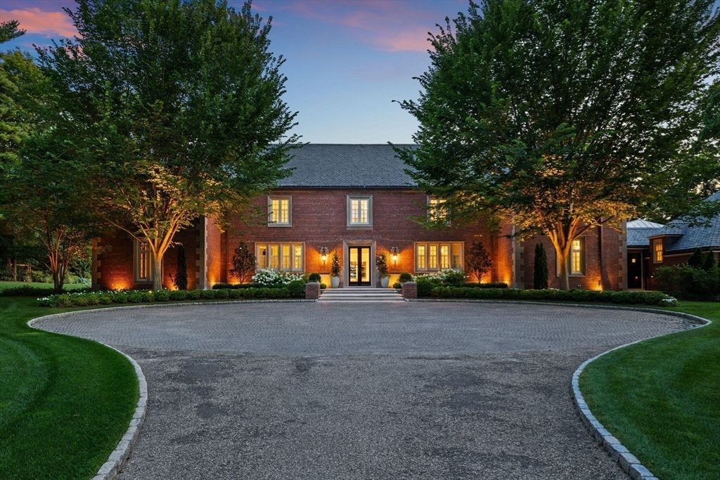 Exterior, Facade, Brick Facade, French Provincial