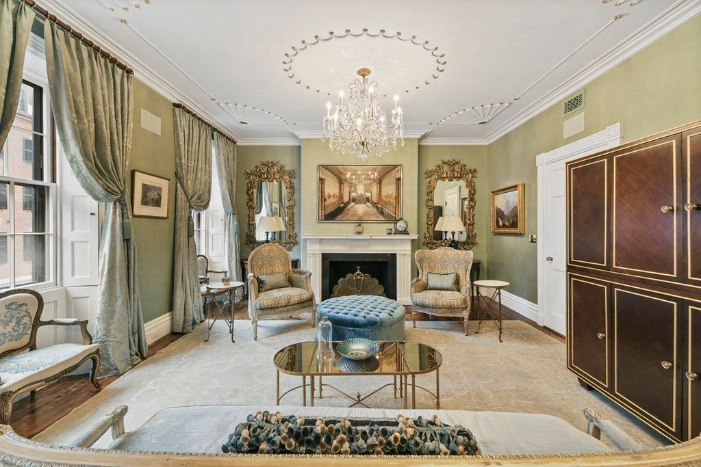Chandelier, Fireplace, Interior, Living room