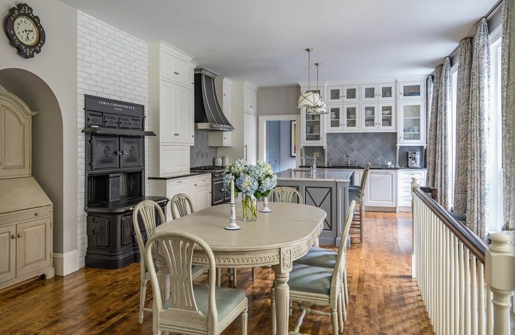 Dining room, Interior, Kitchen, Pendant Lights, Wood Texture Flooring