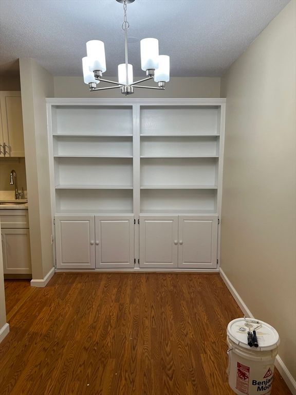 Chandelier, Interior, Wood Texture Flooring