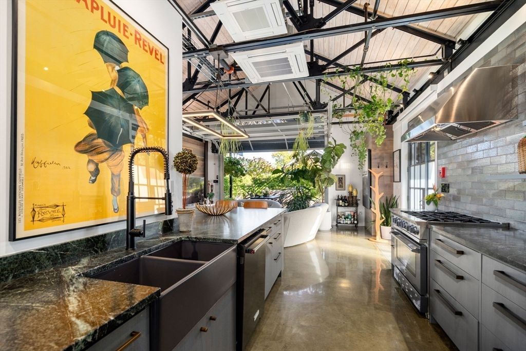 Interior, Kitchen, Stainless Steel Appliances