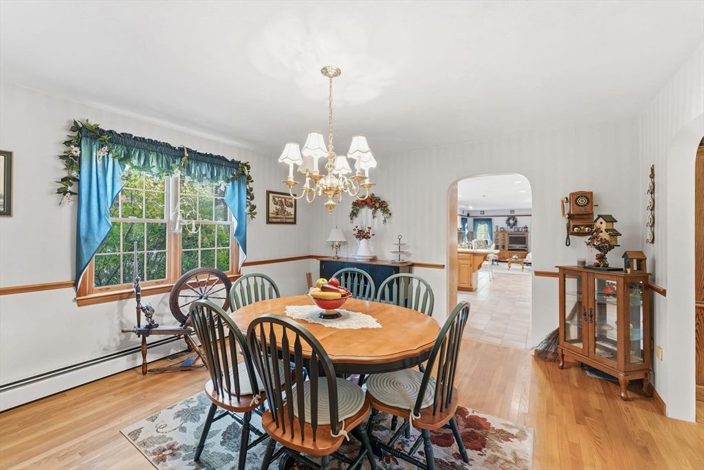 Chandelier, Dining room, Interior, Wood Texture Flooring