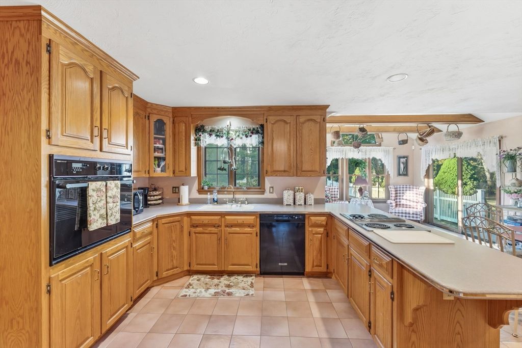 Interior, Kitchen, Recessed Lighting