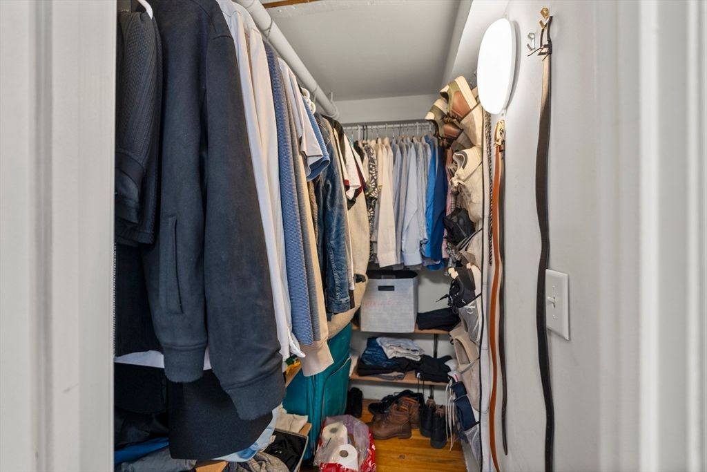 Interior, Walk-in Closets