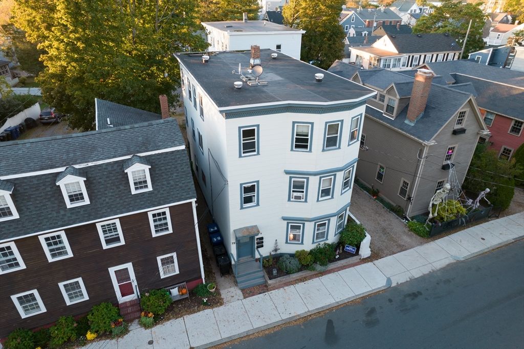 Exterior, Drone