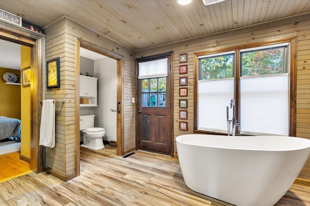 Bathroom, Free Standing Baths, Interior, Wooden Ceilings, Wood Texture Flooring, Wooden Walls