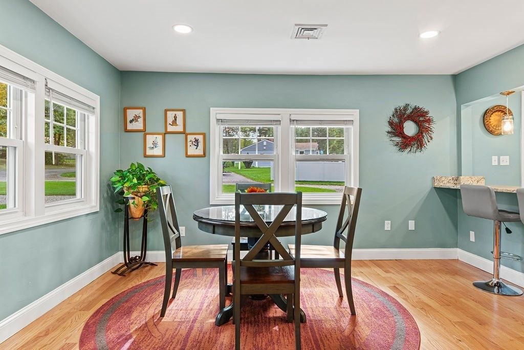 Dining room, Interior, Recessed Lighting, Wood Texture Flooring