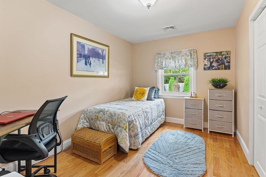 Bedroom, Home Office, Interior, Wood Texture Flooring