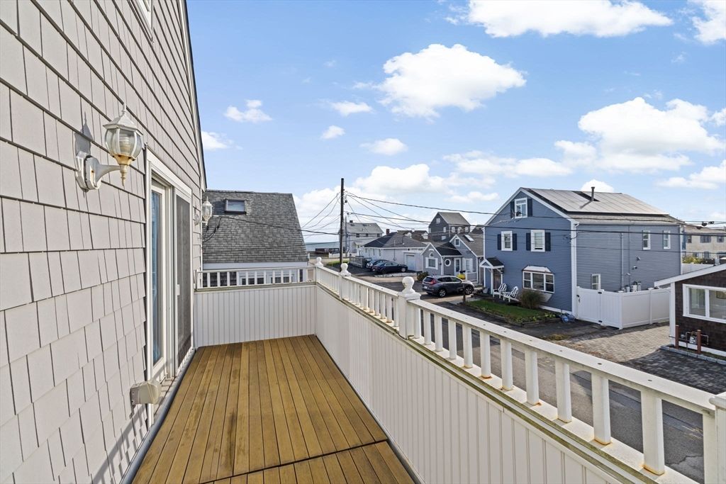 Exterior, Wood Texture Flooring
