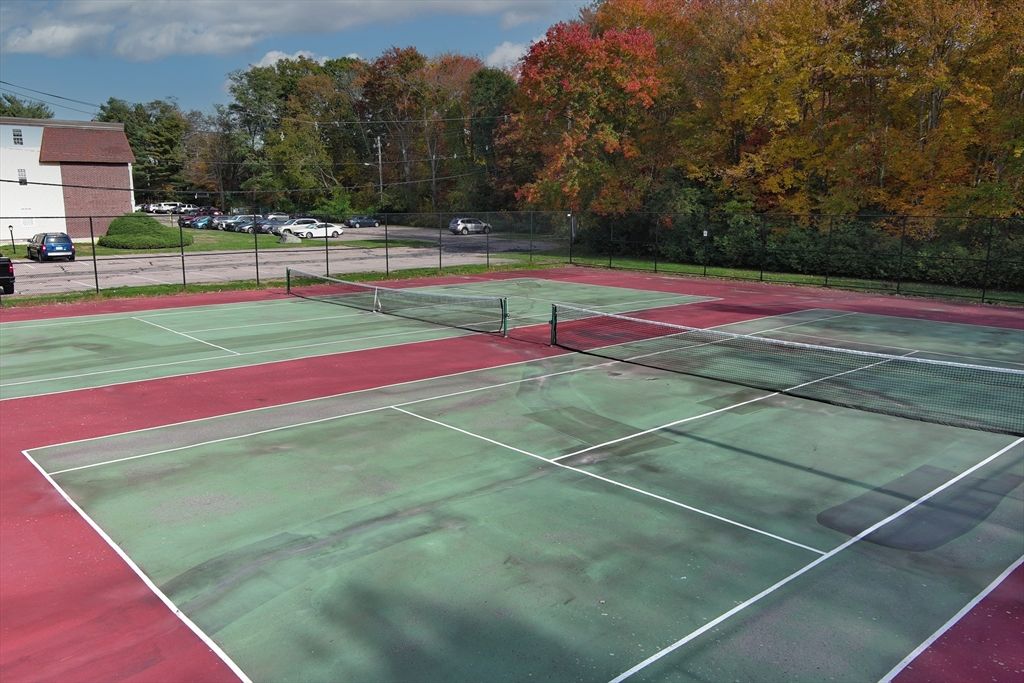 Exterior, Tennis Courts