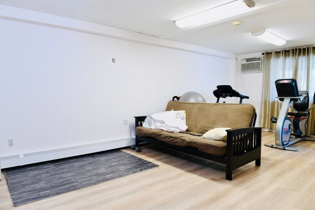 Bedroom, Fitness Equipment, Interior, Wood Texture Flooring