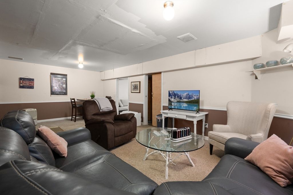 Fireplace, Interior, Living room