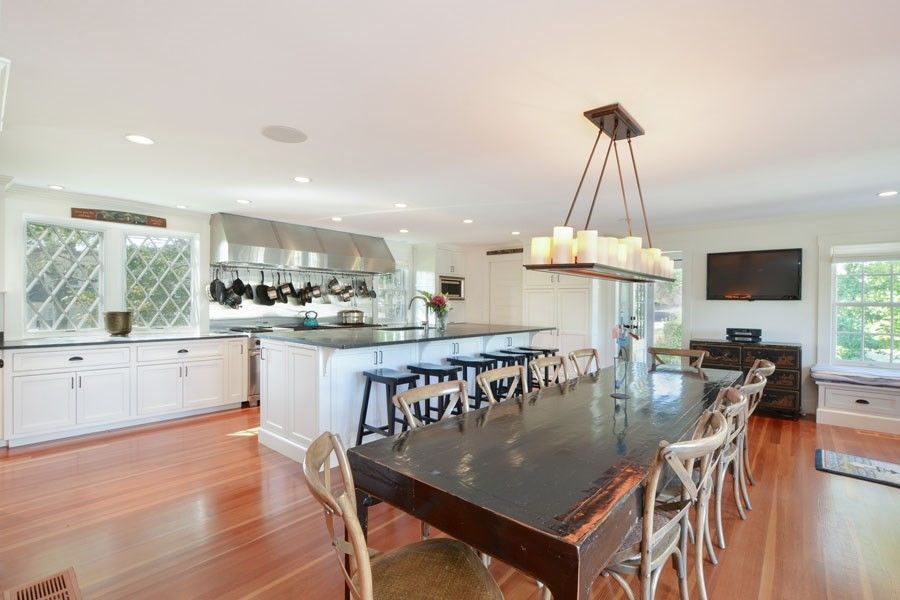 Chandelier, Dining room, Interior, Kitchen, Recessed Lighting, Stainless Steel Appliances, Wood Texture Flooring