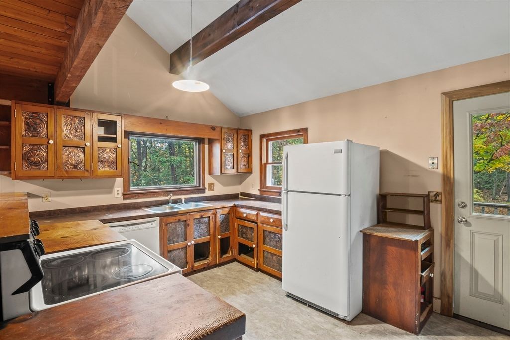 Interior, Kitchen, Wooden Ceilings