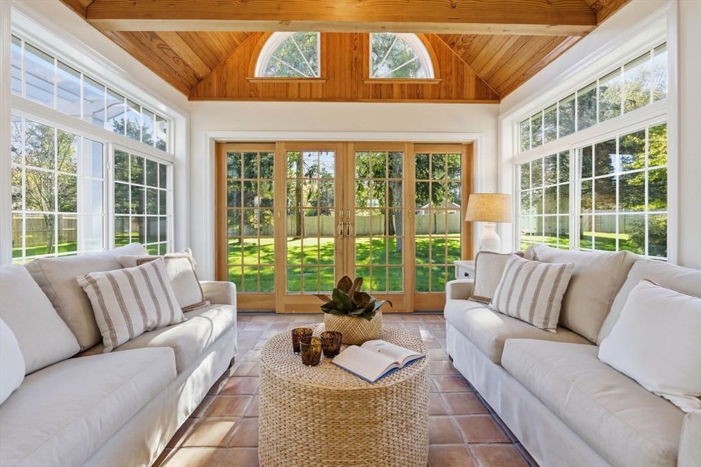 Interior, Living room, Sun Room, Wooden Ceilings