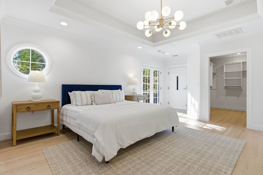 Bedroom, Interior, Pendant Lights, Recessed Lighting, Wood Texture Flooring