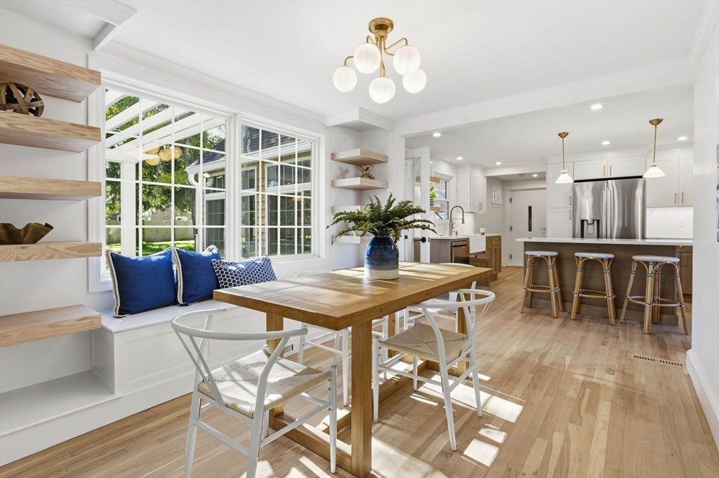 Dining room, Interior, Kitchen, Pendant Lights, Recessed Lighting, Stainless Steel Appliances, Wood Texture Flooring