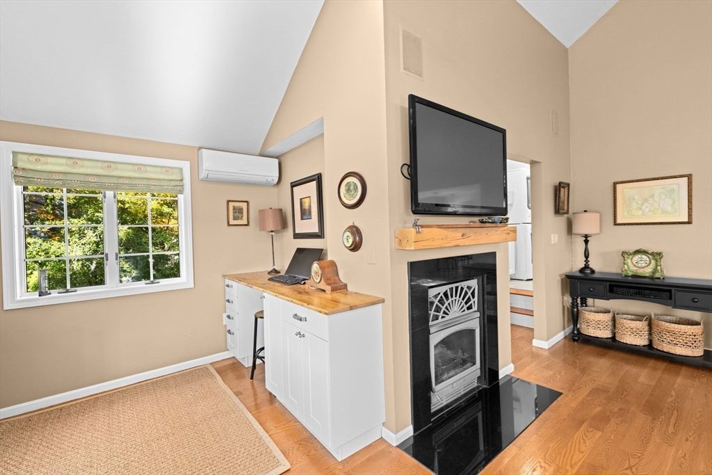 Fireplace, Home Office, Interior, Wood Texture Flooring