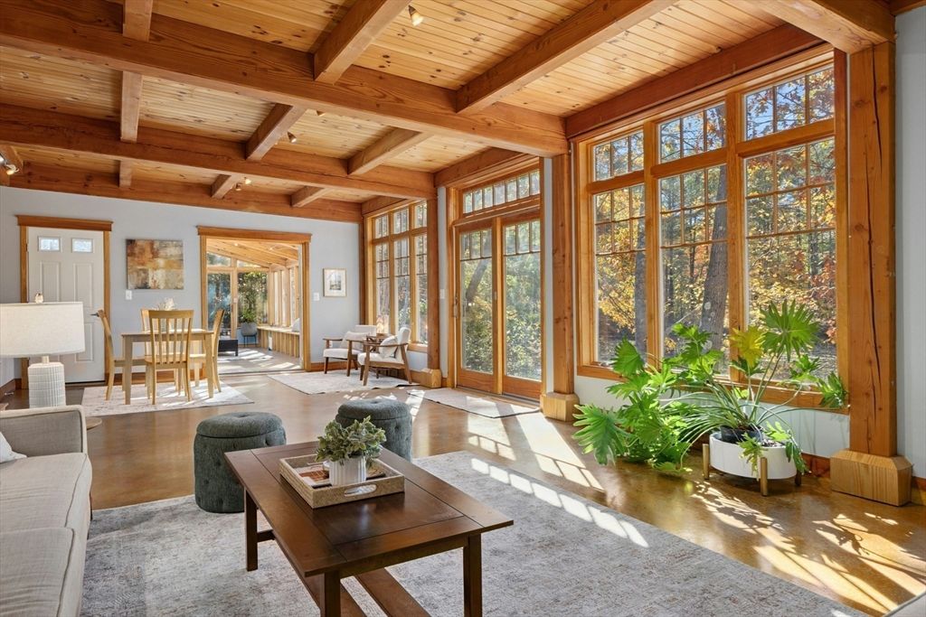 Dining room, Interior, Living room, Wooden Beams, Wooden Ceilings, Wood Texture Flooring