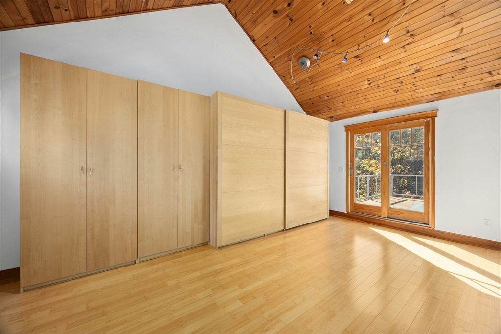 Empty room, Interior, Wooden Ceilings, Wood Texture Flooring, Wooden Walls