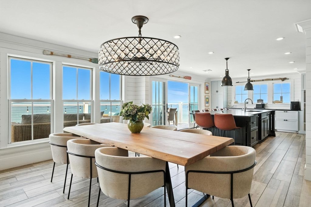 Chandelier, Dining room, Interior, Kitchen, Pendant Lights, Recessed Lighting, Water, Wood Texture Flooring