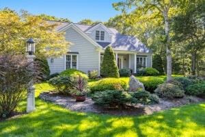 Backyard, Exterior, Facade, Cape Cod