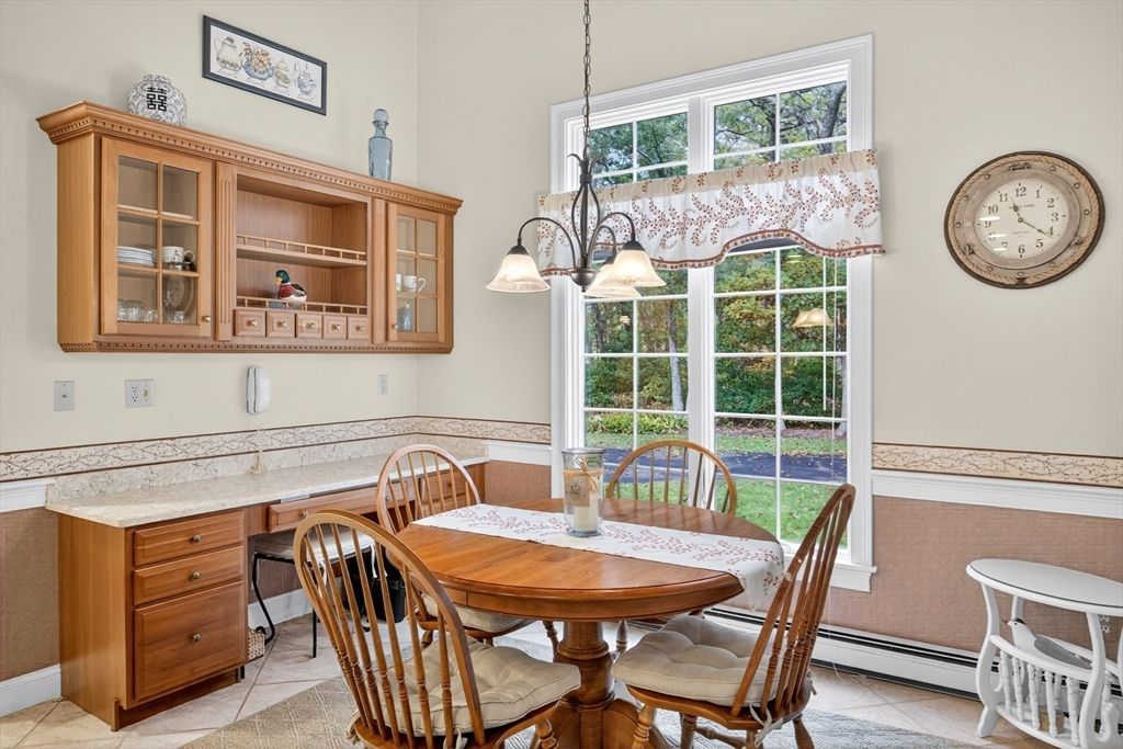 Dining room, Interior, Pendant Lights