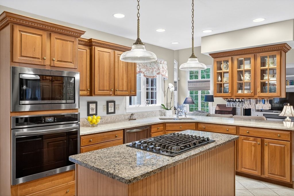 Interior, Kitchen, Pendant Lights, Recessed Lighting, Stainless Steel Appliances