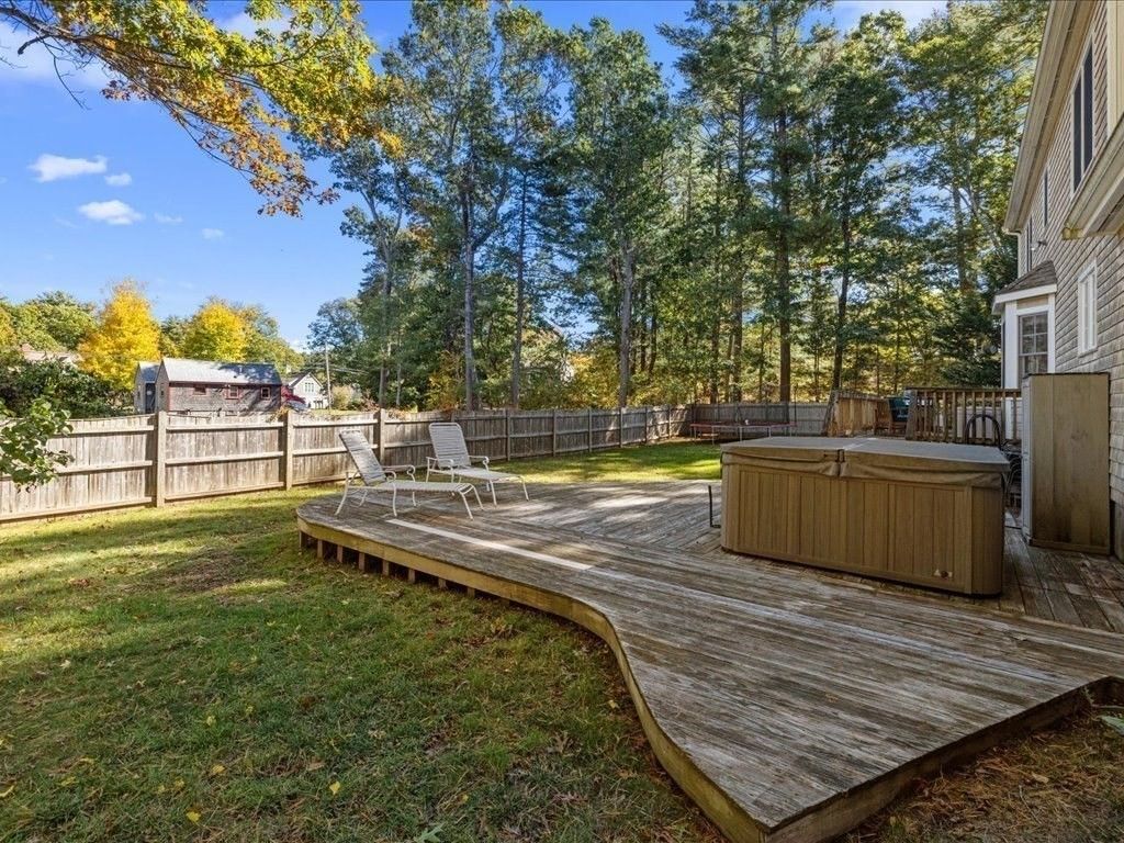Backyard, Exterior, Hot Tub