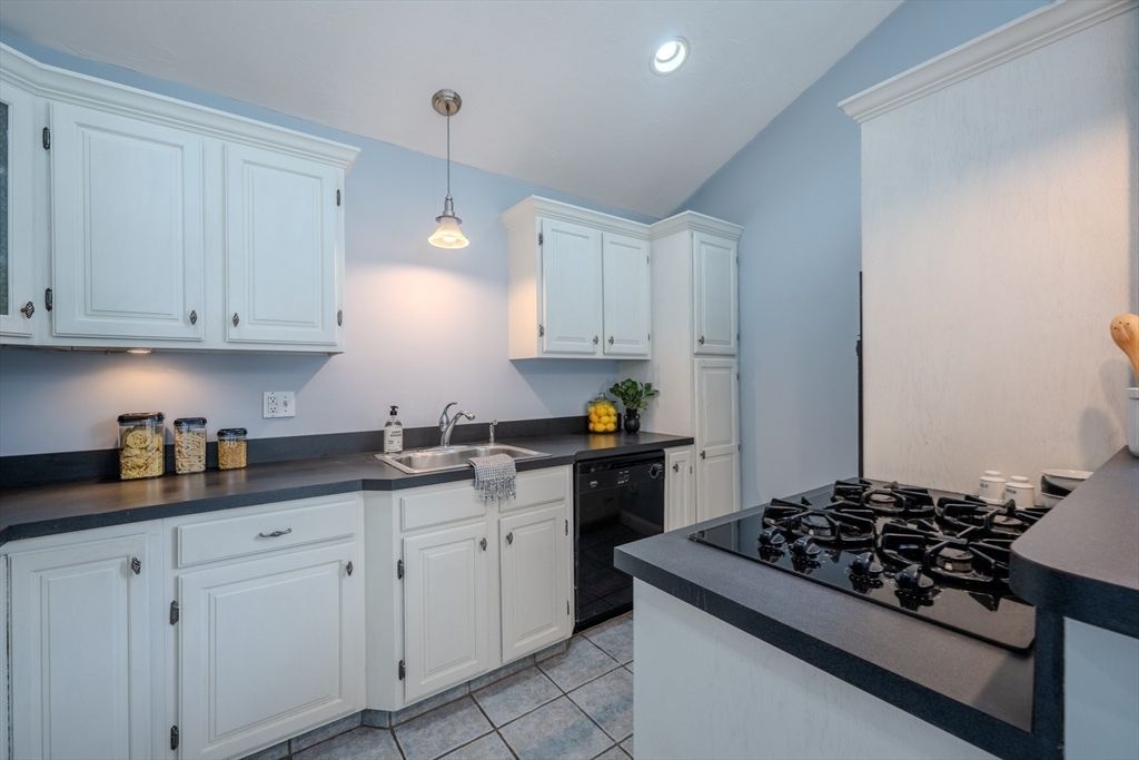 Interior, Kitchen, Pendant Lights, Recessed Lighting