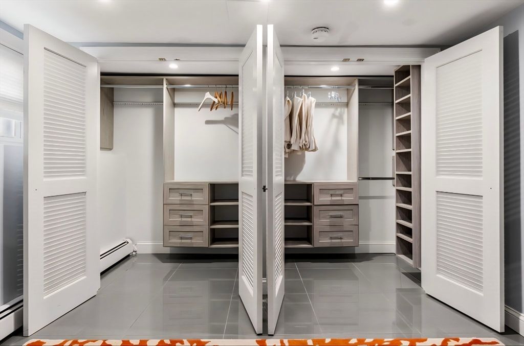 Interior, Recessed Lighting, Walk-in Closets