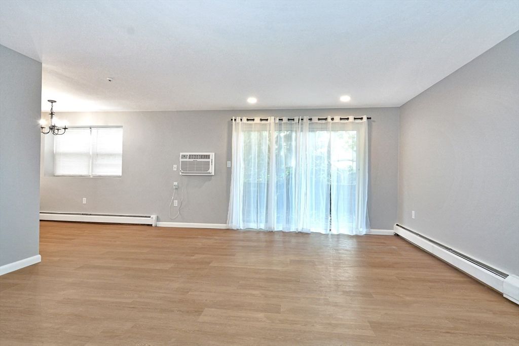 Chandelier, Empty room, Interior, Recessed Lighting, Wood Texture Flooring