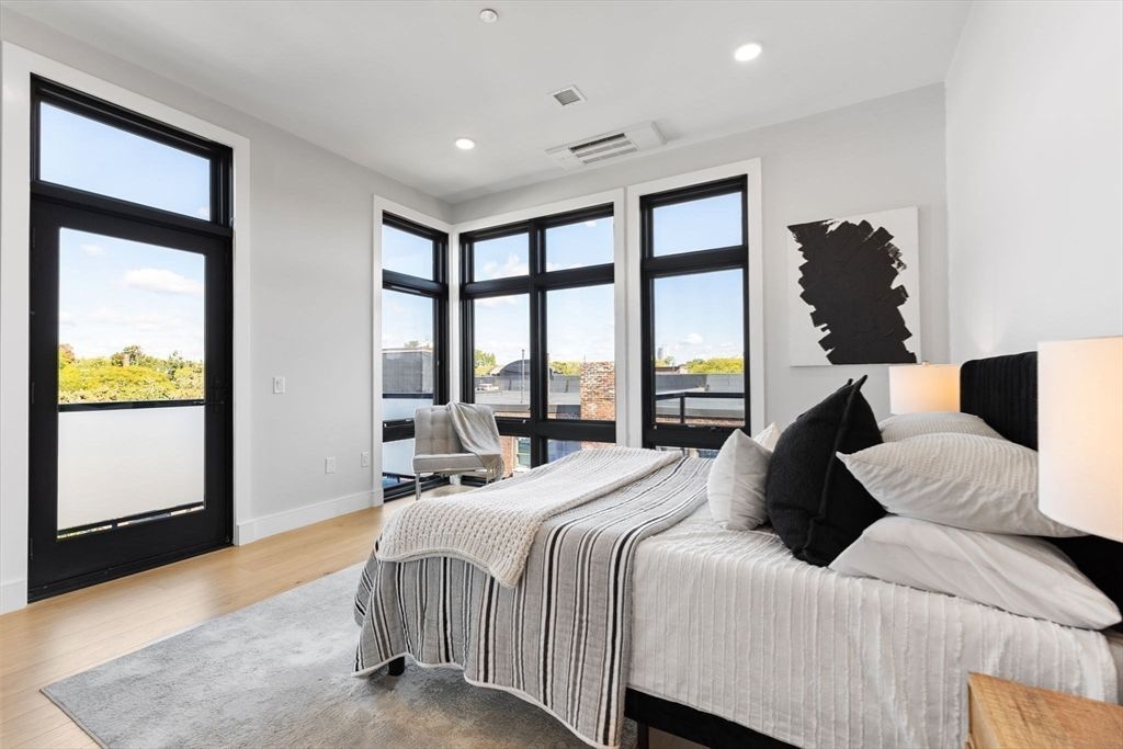 Bedroom, Interior, Recessed Lighting, Water, Wood Texture Flooring