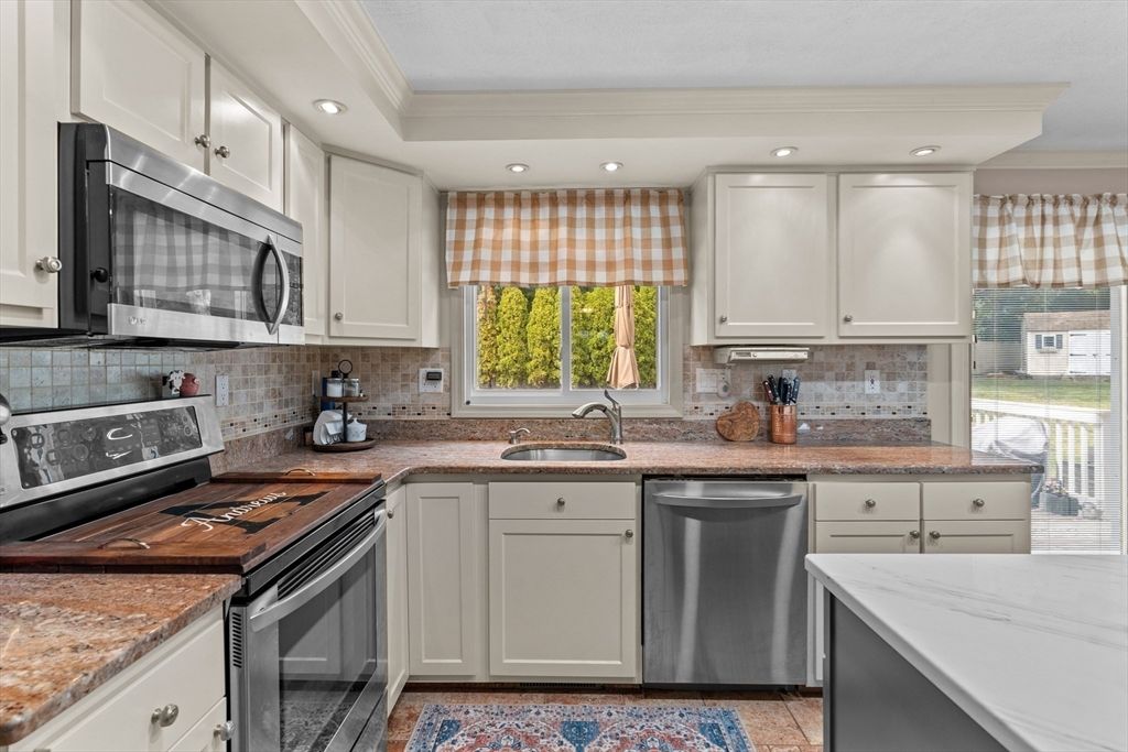 Interior, Kitchen, Recessed Lighting, Stainless Steel Appliances