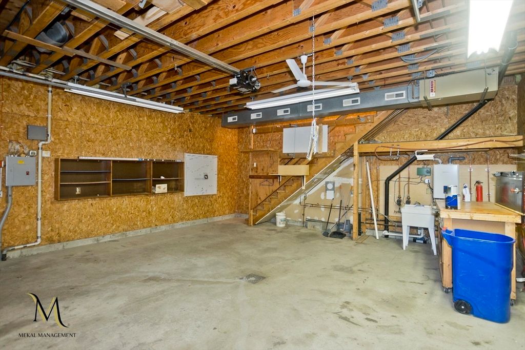 Interior, Wooden Beams